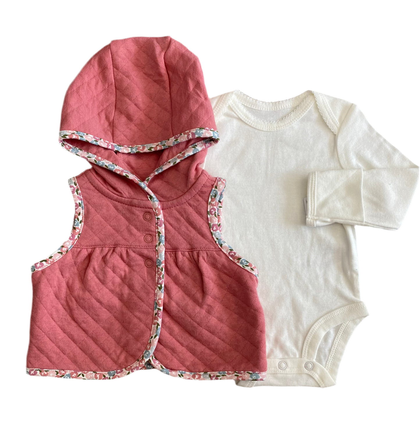 CONJUNTO 2 PIEZAS BODY MANGA LARGA/CHALECO SIN MANGAS CON CAPUCHA (NB/0M)