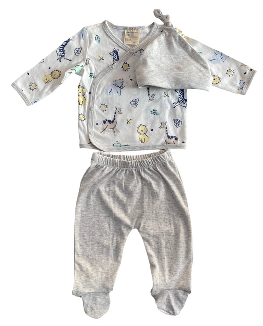 CONJUNTO PIJAMA 3 PIEZAS GORRO/BUSO/PANTALÓN ESTAMPADO ANIMALES (3-6M)